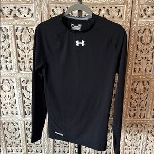Under Armour Black Long Sleeve Performance Tee